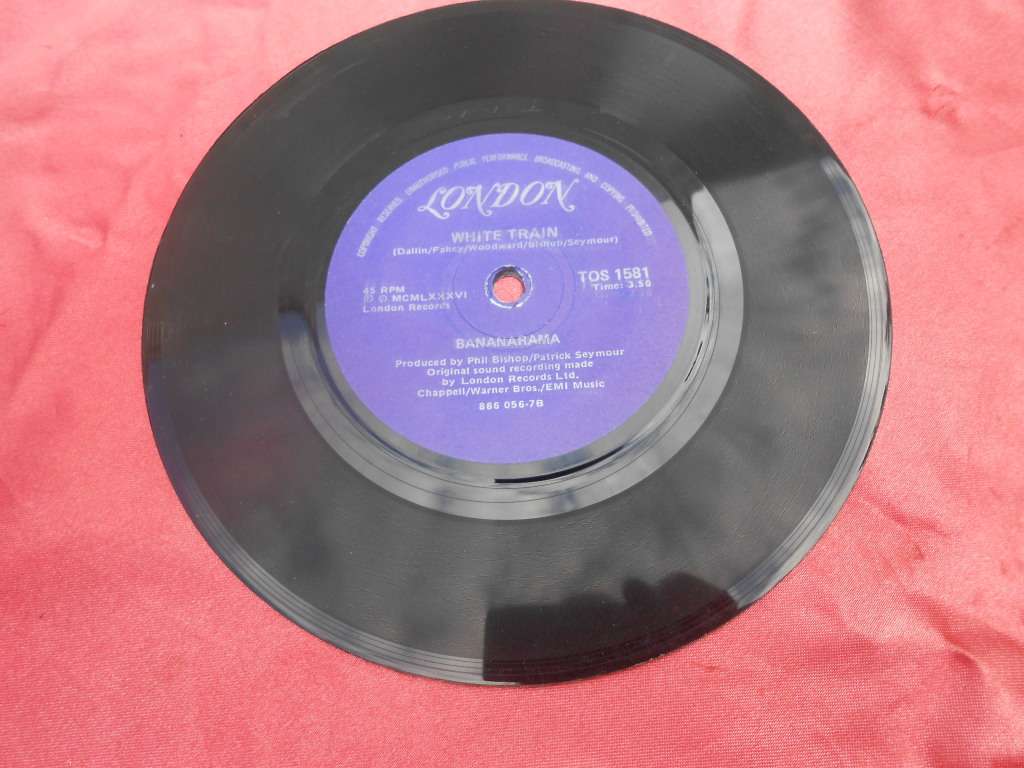 Vinyl 7` single.  Bananarama  Venus White Train VG VG+