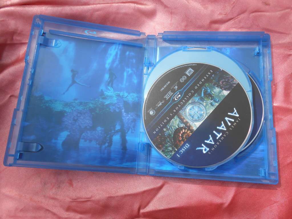 DVD Avatar.  James Cameron.