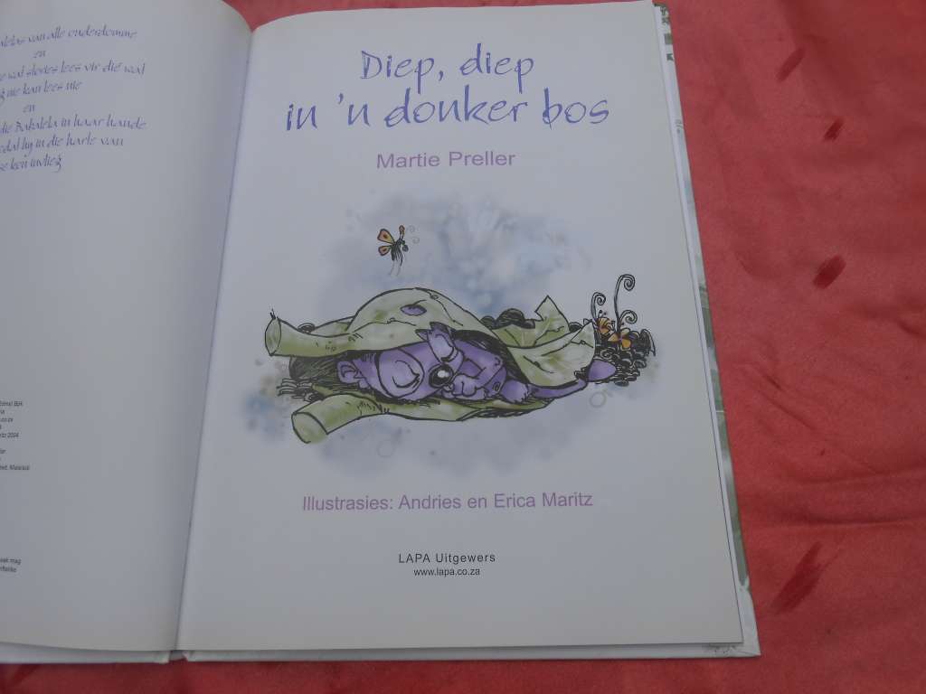 `Diep, diep in `n donker bos`  Martie Preller.   Hard cover.