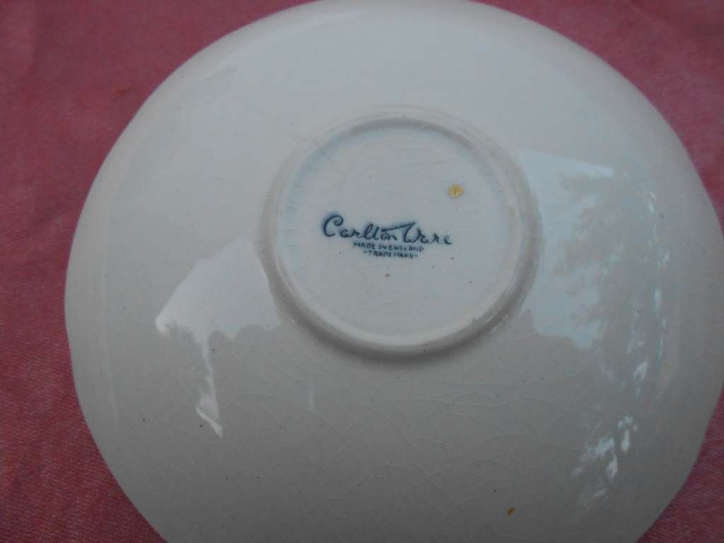 Carltonware duo job lot.  No chips, cracks or repairs.