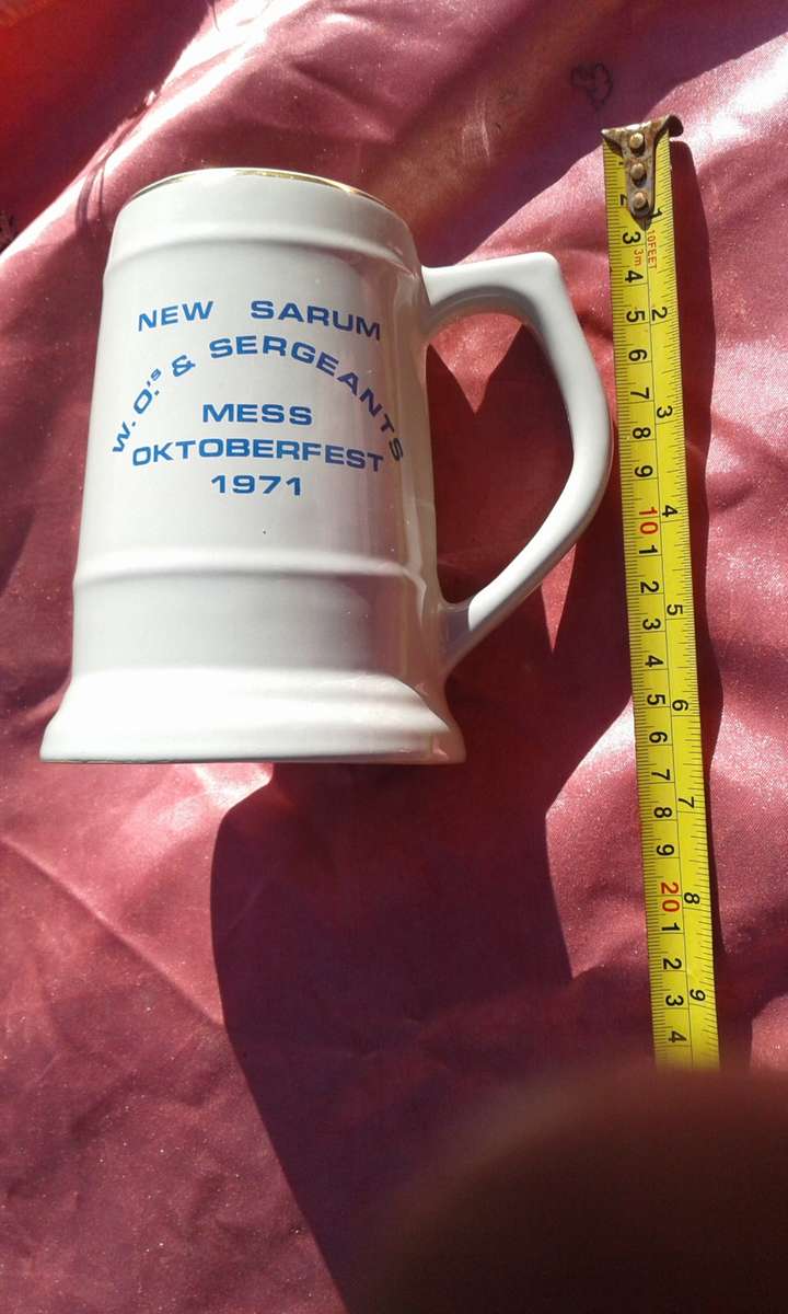 Mug. New Sarum W.O.'s & Sergeant's Mess Oktoberfest 1971.