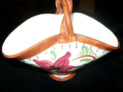 Lovely Gouda bon-bon dish / basket - MINT CONDITION