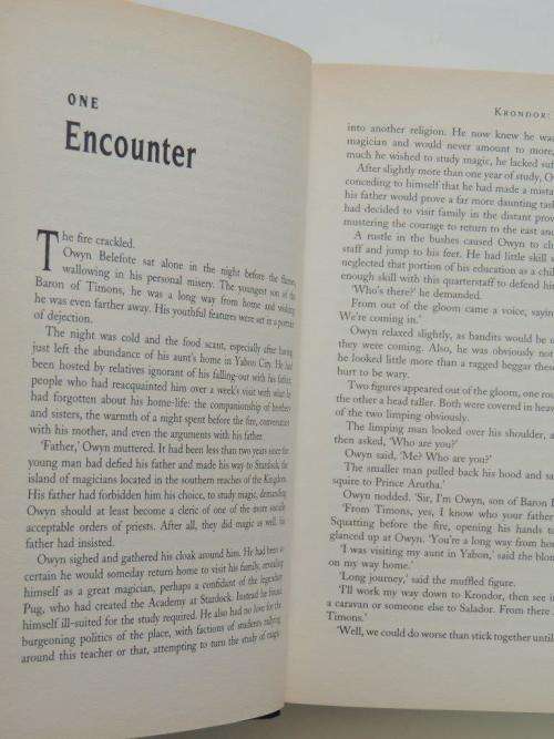 Krondor the Betrayal - First Edition - Raymond E  Feist