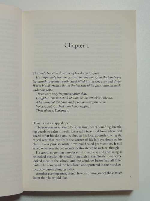 The Shadow of What Was Lost - James Islington