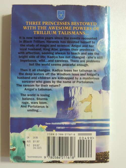 Blood Trillium - The Majestic Sequel to Black Trillium - Julian May