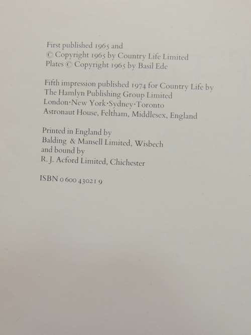 Birds of Town and Village - Paintings by Basil Ede, Text by WD Campbell