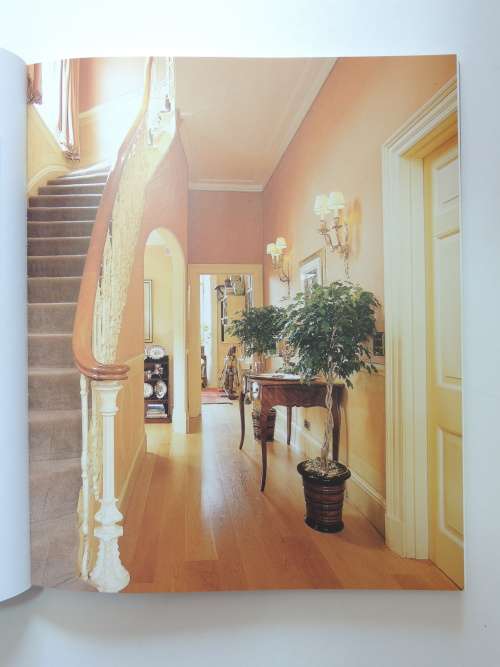 Nina Campbell`s Decorating Secrets - Easy Ways to Achieve a Professional Look - Helen Chislet DESIGN