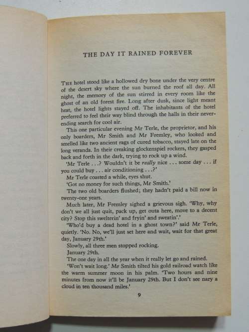 The Day It Rained Forever - Ray Bradbury