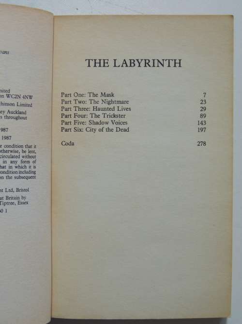 The Labyrinth - Robert Faulcon (Robert Holdstock)