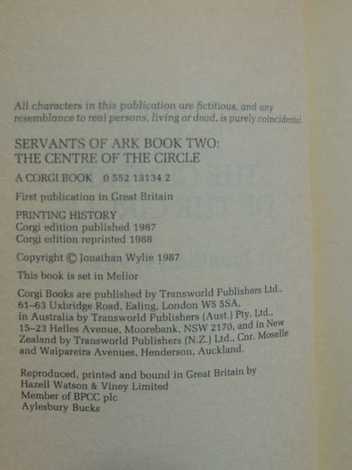 The Centre of the Circle - Servants of Ark Book 2 - Jonathan Wylie