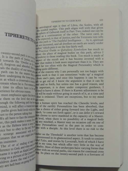 The Shining Paths - An Experiential Journey through the Tree of Life - Dolores Ashcroft-Nowicki