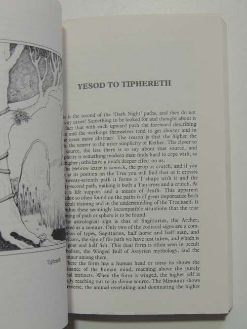 The Shining Paths - An Experiential Journey through the Tree of Life - Dolores Ashcroft-Nowicki