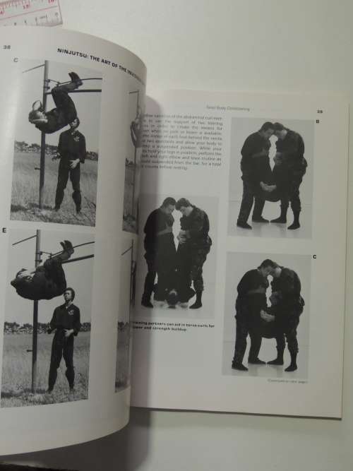 Ninjutsu - The Art of the Invisible Warrior  - Stephen K Hayes