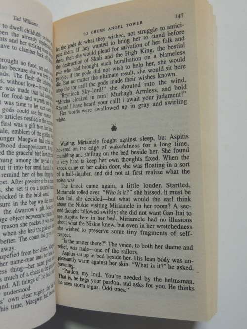 To Green Angel Tower Siege - Memory, Sorrow & Thorn - Book 3 - Tad Williams