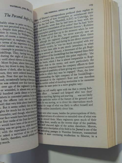 The Face Of Battle - A Study Of Agincourt, Waterloo And The Somme - John Keegan