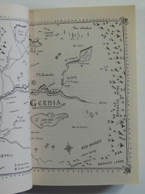 Shaman`s Crossing - The Soldier Son Trilogy Book 1 - Robin Hobb