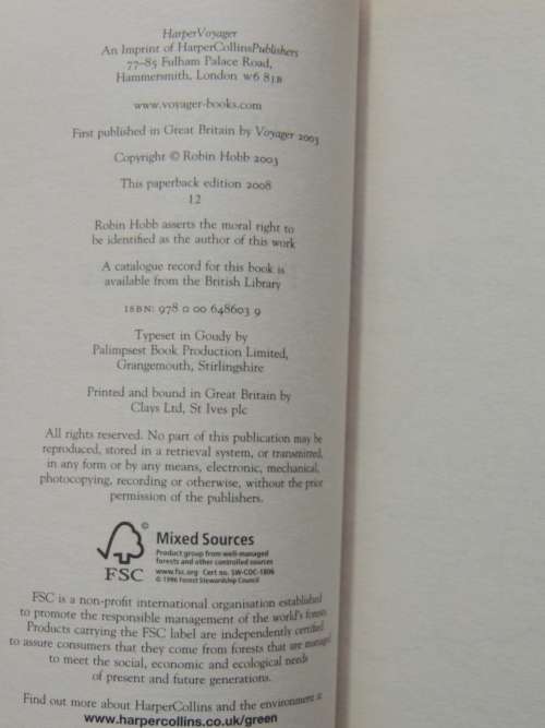 The Tawny Man Trilogy - Fool`s Errand, The Golden Fool, Fool`s Fate - Robin Hobb 3 Books