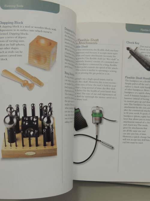 The Ultimate Jeweller`s Guide, Illustrated Reference of Techniques, Tools, Materials Joanna Goldberg