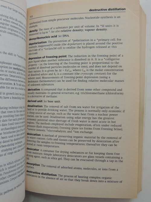 Oxford Dictionary Of Chemistry - ed John Daintith