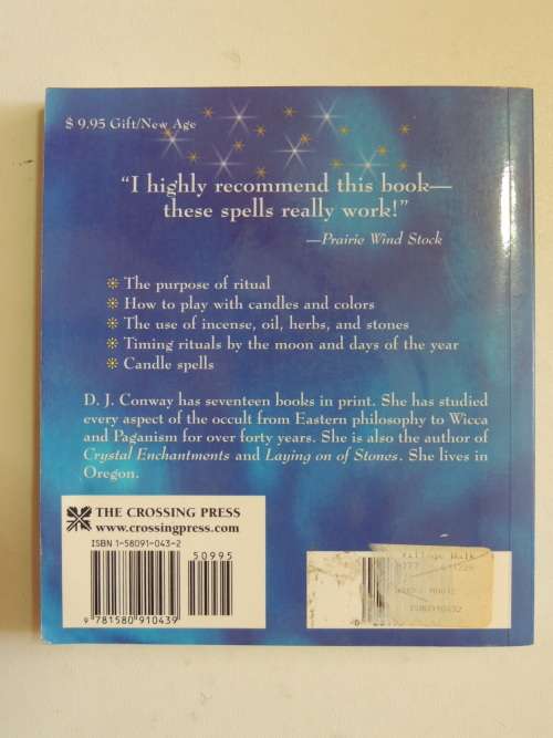 A Little Book Of Candle Magic - D.J. Conway