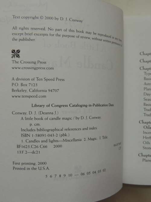 A Little Book Of Candle Magic - D.J. Conway