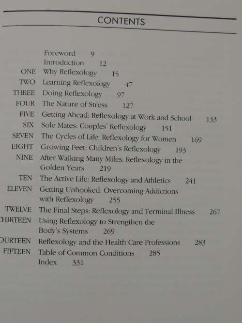 The Reflexology Handbook - A Complete Guide Laura Norman, Thomas Cowan