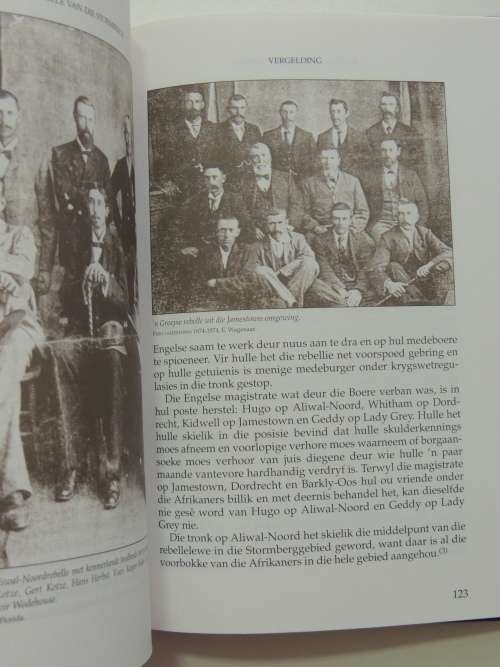 Rebelle van die Stormberge: Tweede Vryheidsoorlog 1899-1902, `n Streeksgeskiedenis..-A.V. Oosthuizen