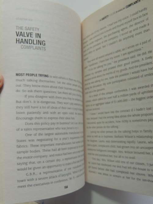 How to Win Friends and Influence People - Dale Carnegie