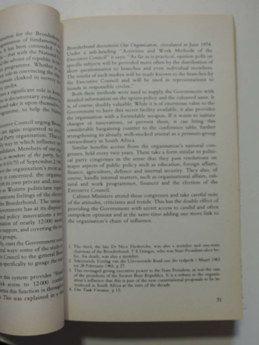 The Super-Afrikaners - Inside The Afrikaner Broederbond - Ivor Wilkins & Hans Strydom