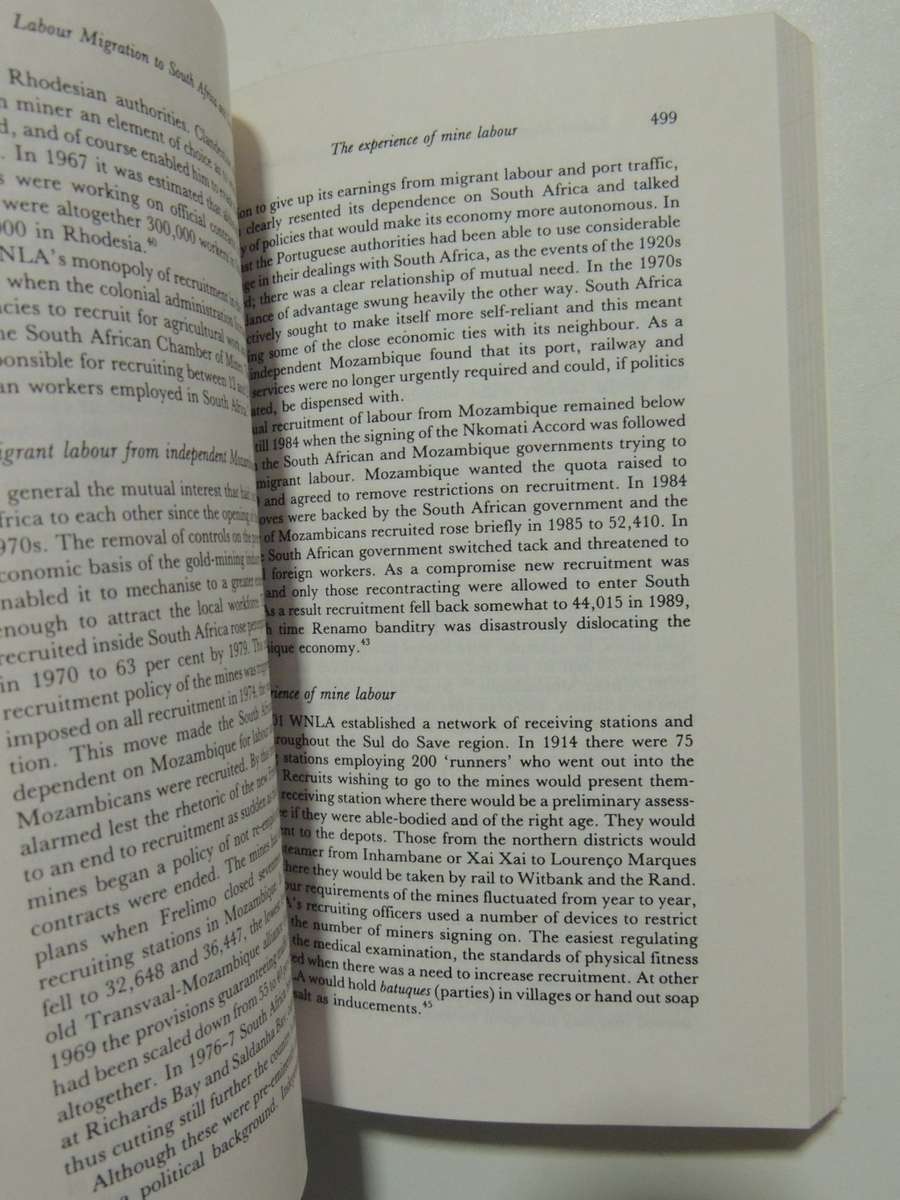 A History Of Mozambique - Malyn Newitt