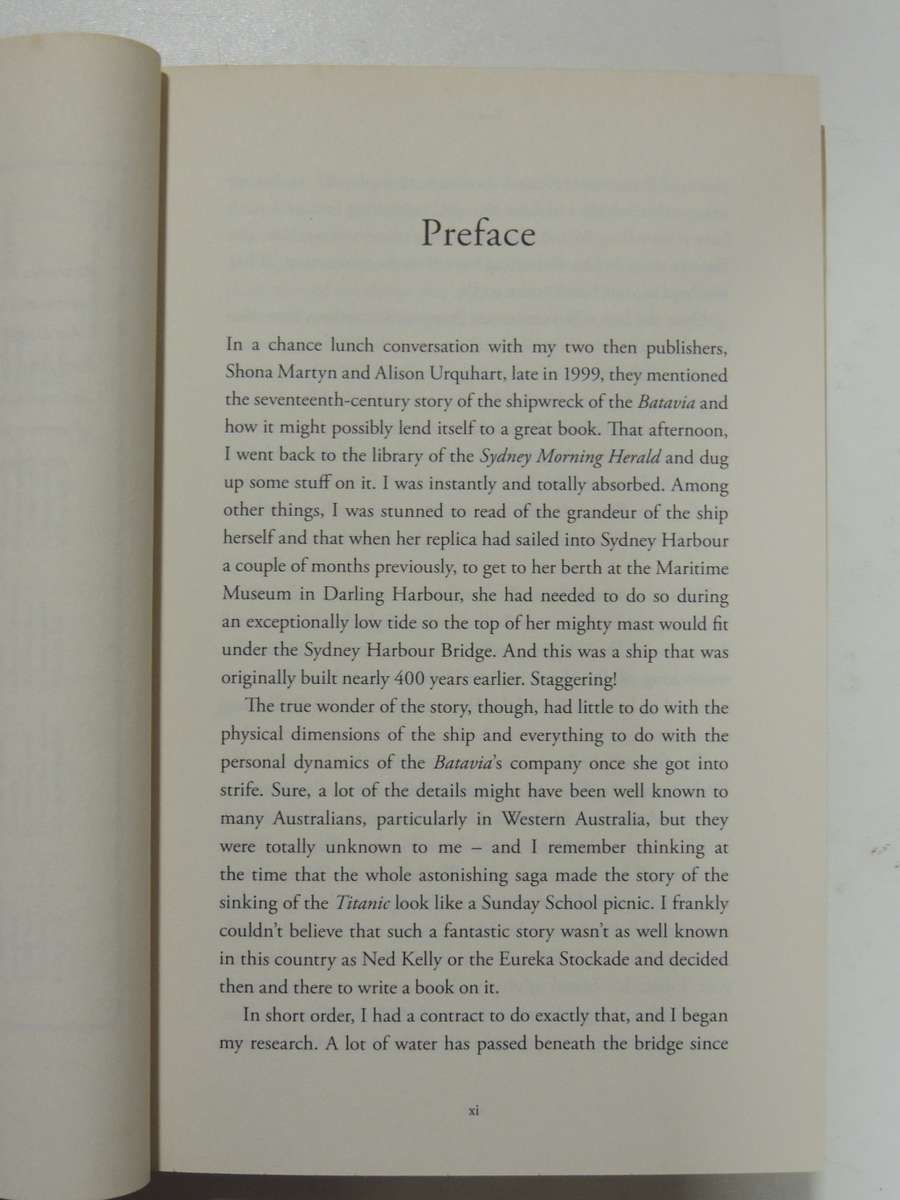 BATAVIA, Betrayal. Shipwreck. Murder. Sexual Slavery. Courage. - Peter Fitzsimons