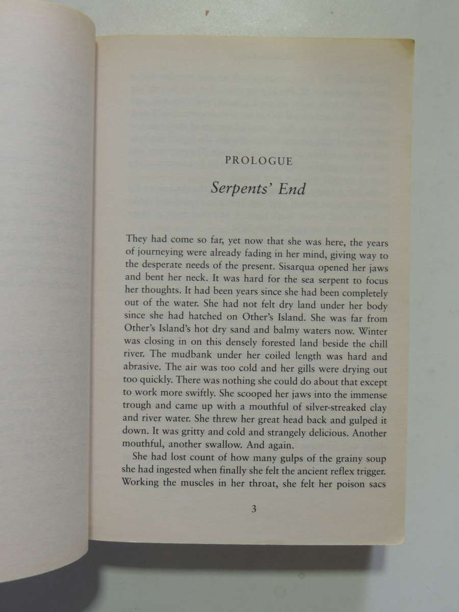 The Dragon Keeper, Book 1 of The Rain Wild Chronicles - Robin Hobb