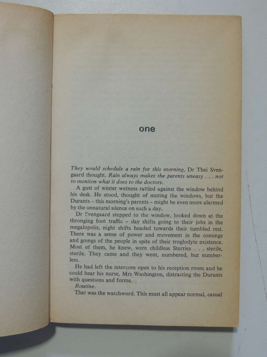 The Eyes Of Heisenberg - Frank Herbert