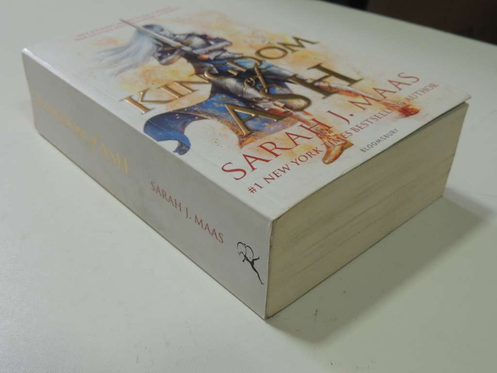 Kingdom Of Ash - The Throne Of Glass Vol 8- Sarah J. Maas