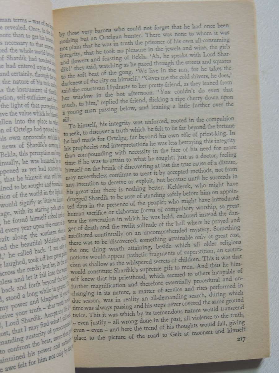 Shardik - Richard Adams