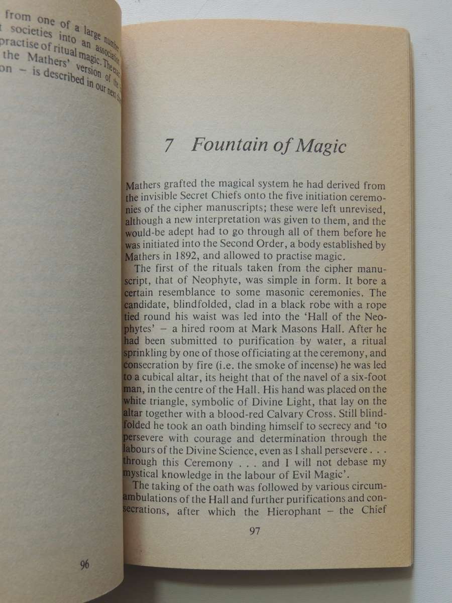 The Rebirth Of Magic - Francis King & Isabel Sutherland