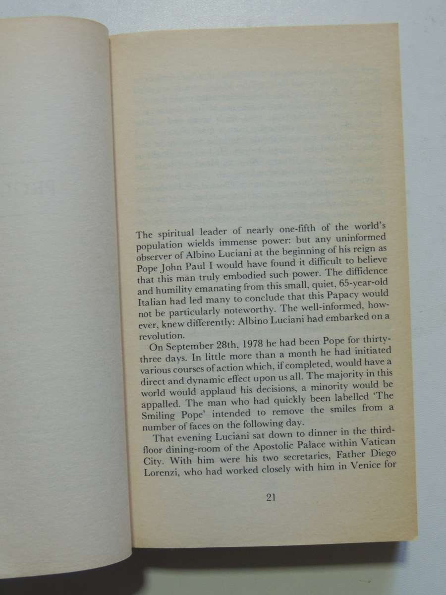 In God`s Name - An Investigation Into The Murder Of Pope John Paul I - David Yallop