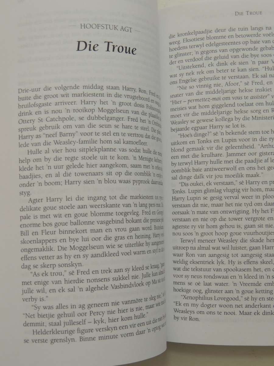 Harry Potter En Die Skatte Van Die Dood - J.K. Rowling      VERY SCARCE  IN AFRIKAANS