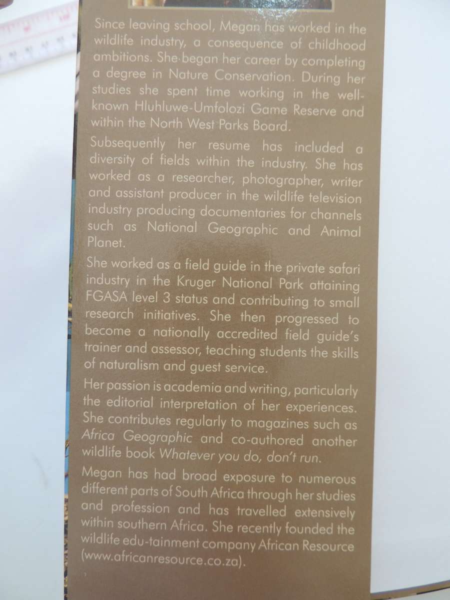 Game Ranger In Your Backpack, All-In-One Interpretative Guide To Lowveld -Megan Emmett, Sean Pattric