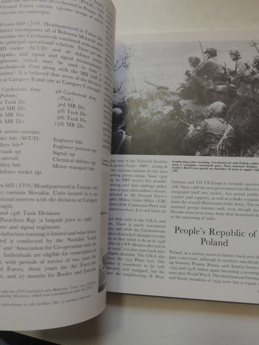 Osprey Elite Series: Warsaw Pact Ground Forces  Gordon L Rottman