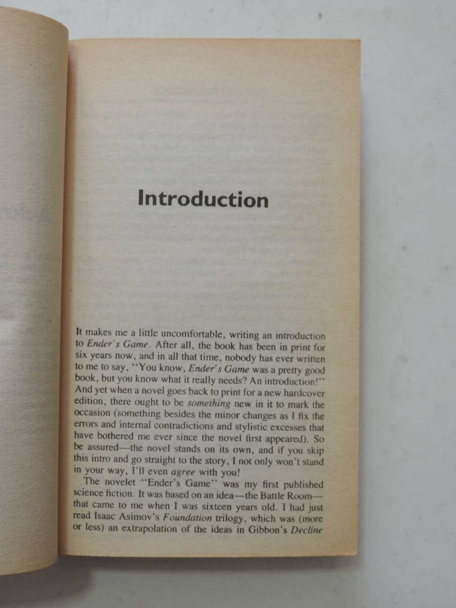 Ender's Game - Vol 1 of the Ender Saga - Orson Scott Card