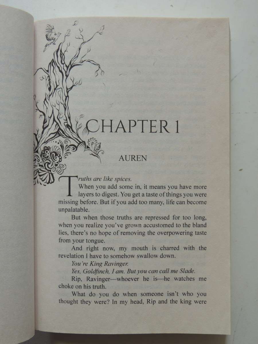 Gleam, The Plated Pisoner Series- Raven Kennedy