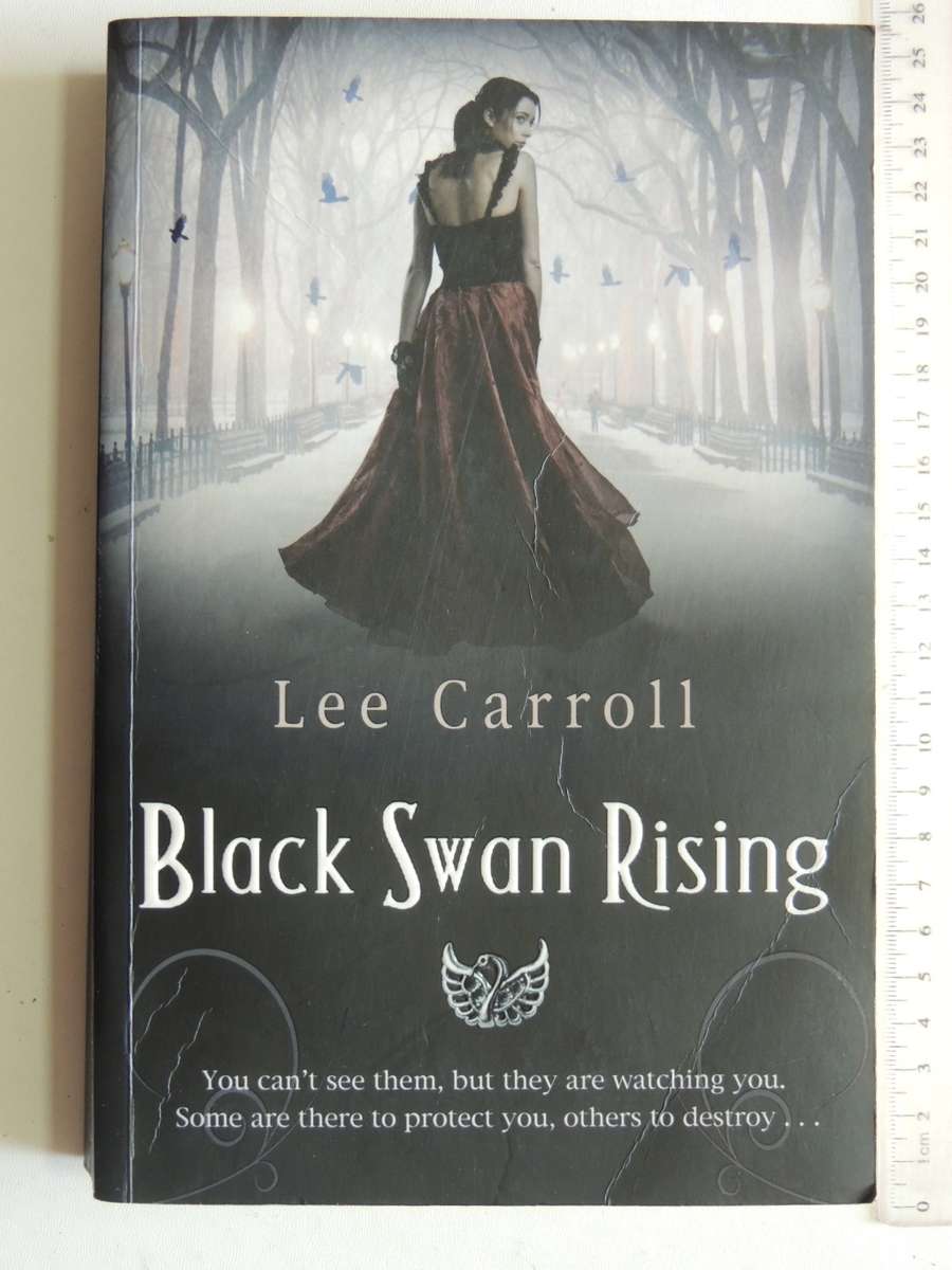 Black Swan Rising - Lee Carroll