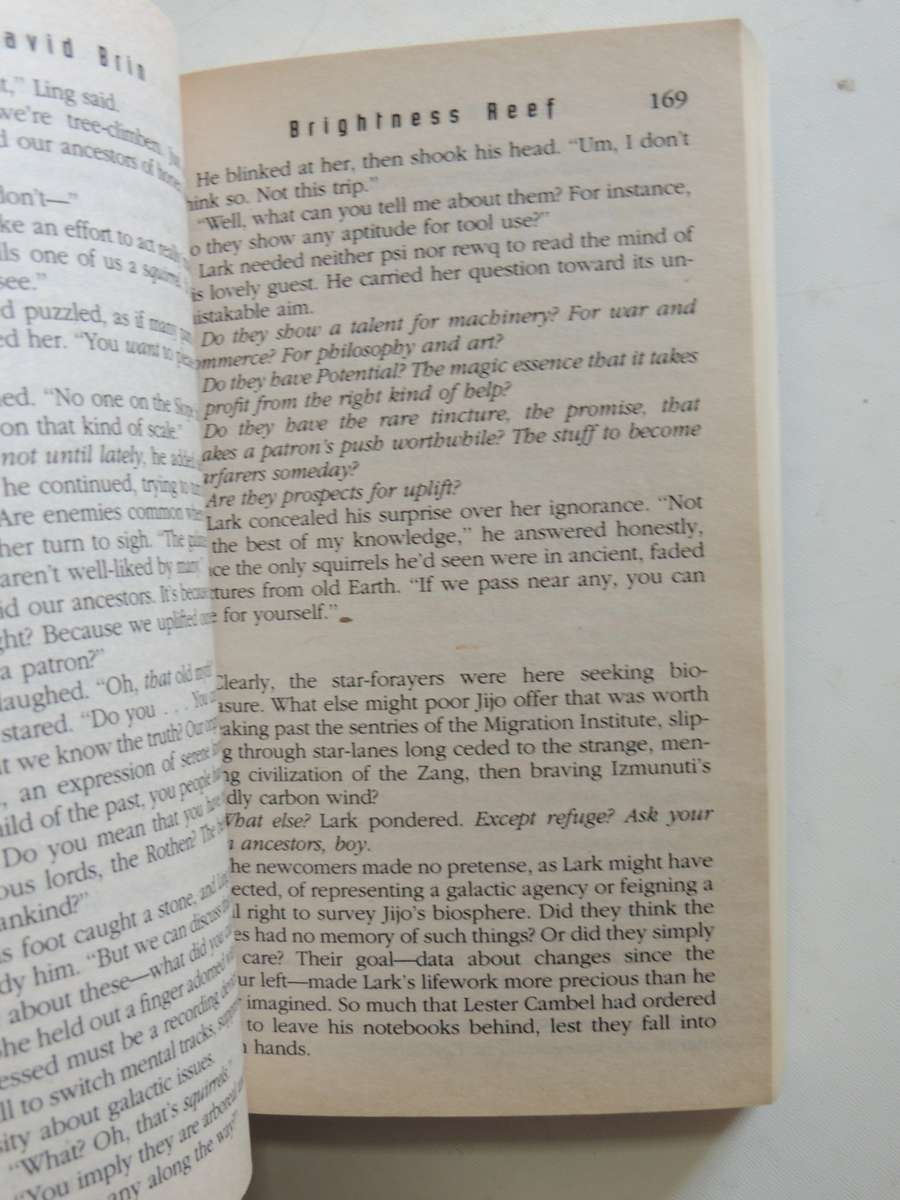 Brightness Reef, Uplift Series Book One - David Brin