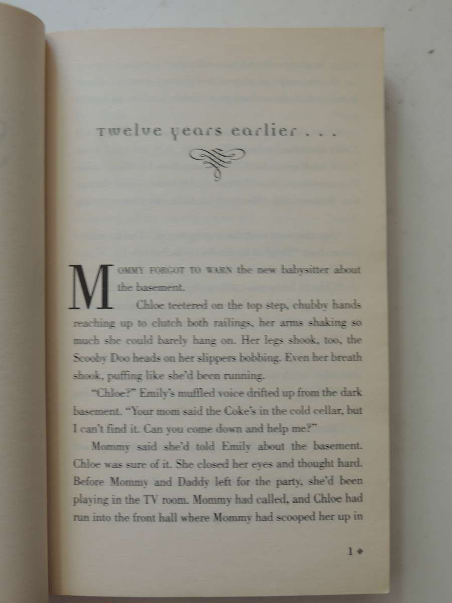 The Summoning- Kelly Armstrong