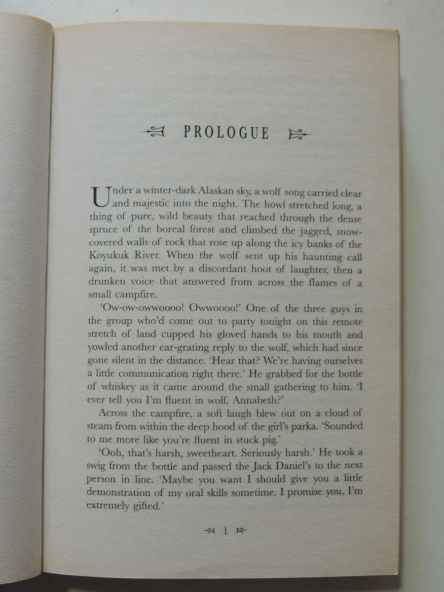 Shades oOf Midnight - Lara Adrian