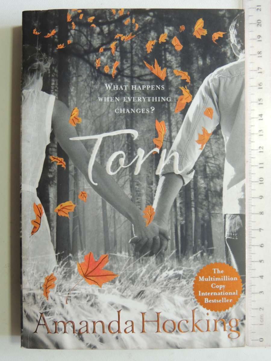 The Trylle Series: Torn - Amanda Hocking