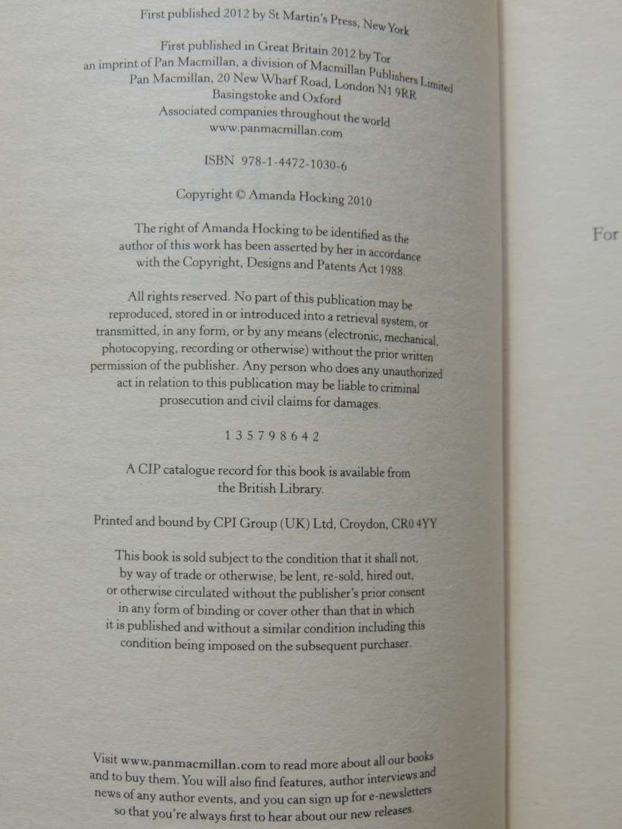 The Trylle Series: Torn - Amanda Hocking