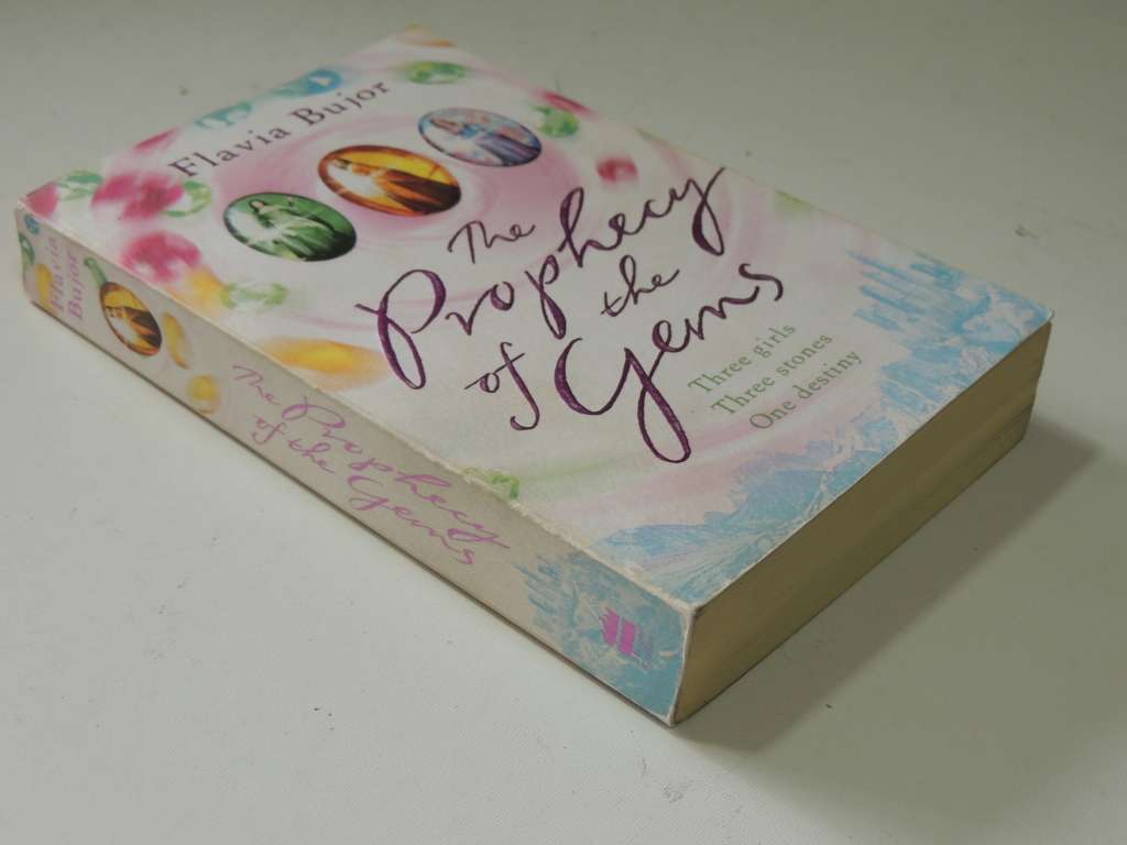 The Prophecy Of The Gems - Flavia Bujor