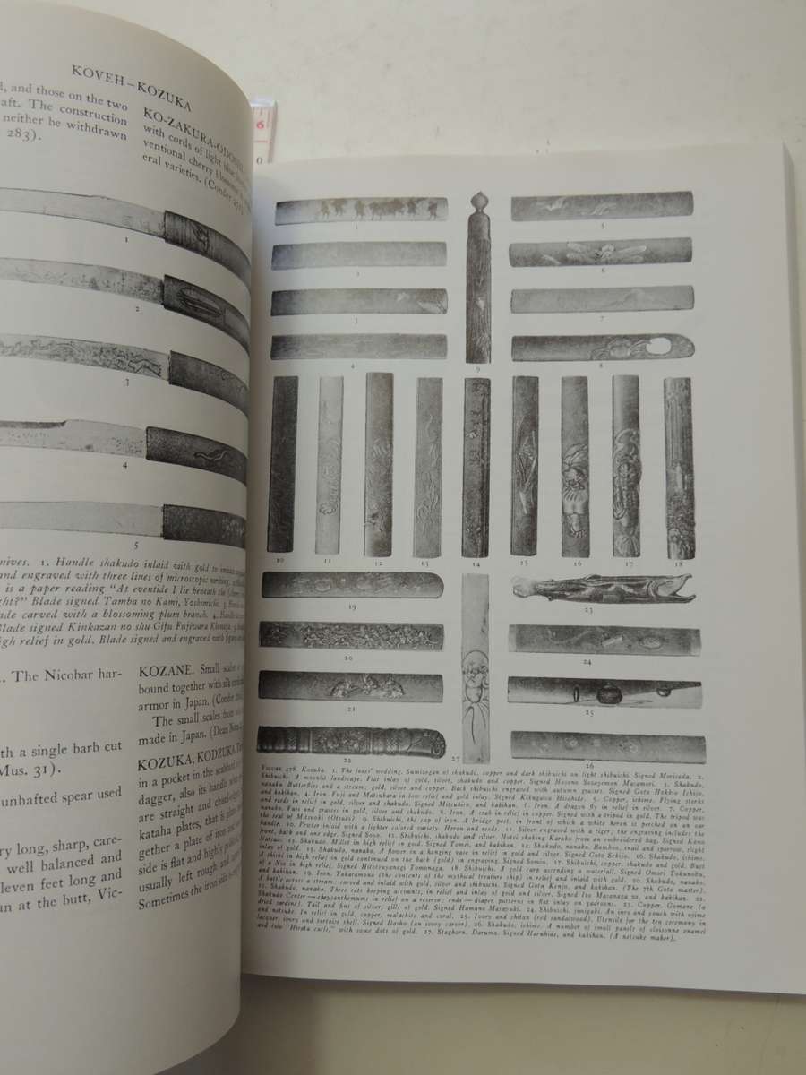 A Glossary Of The Construction, Decoration And Use Of Arms And Armour - George Cameron Stone